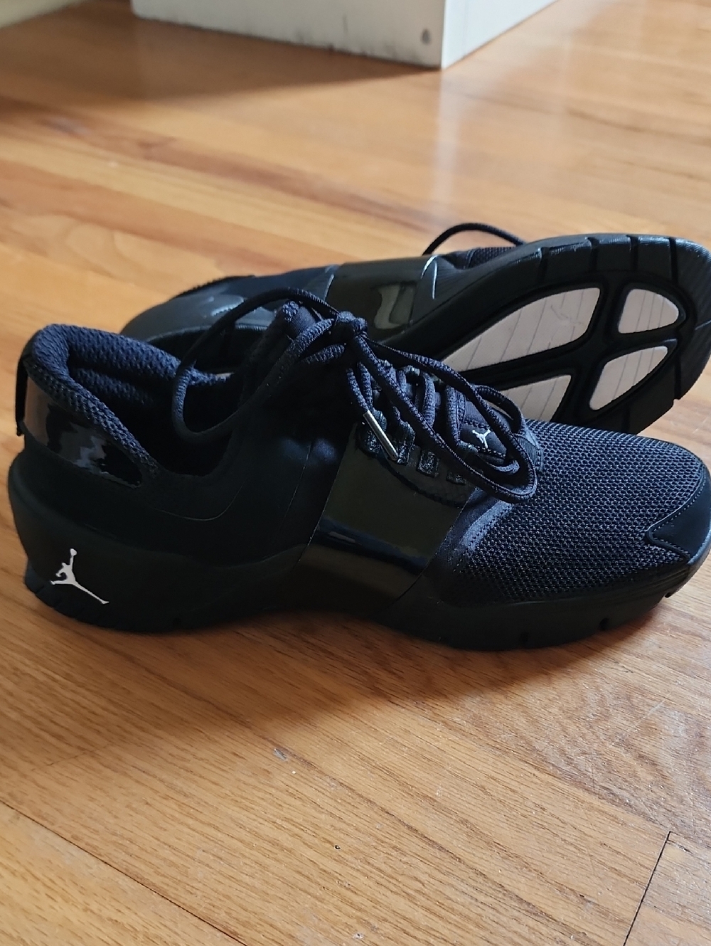 Jordan Black Low-Top Men's Sneakers